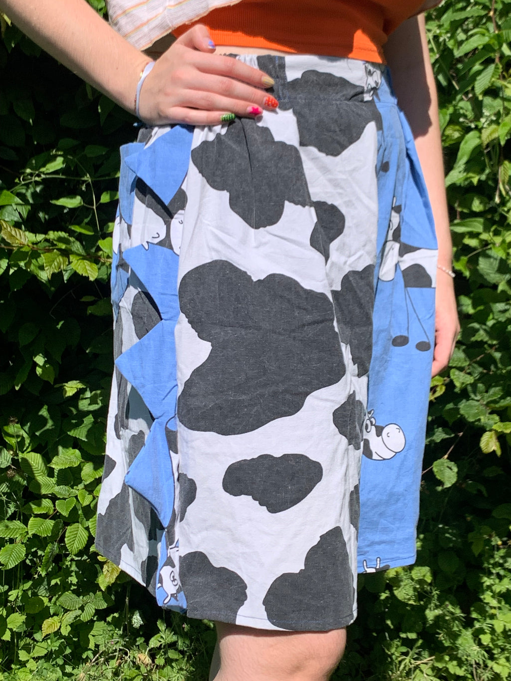 Short dino vache M