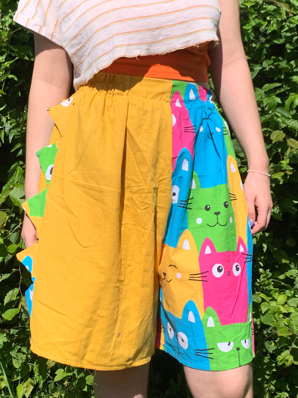 Short dino jaune chat M