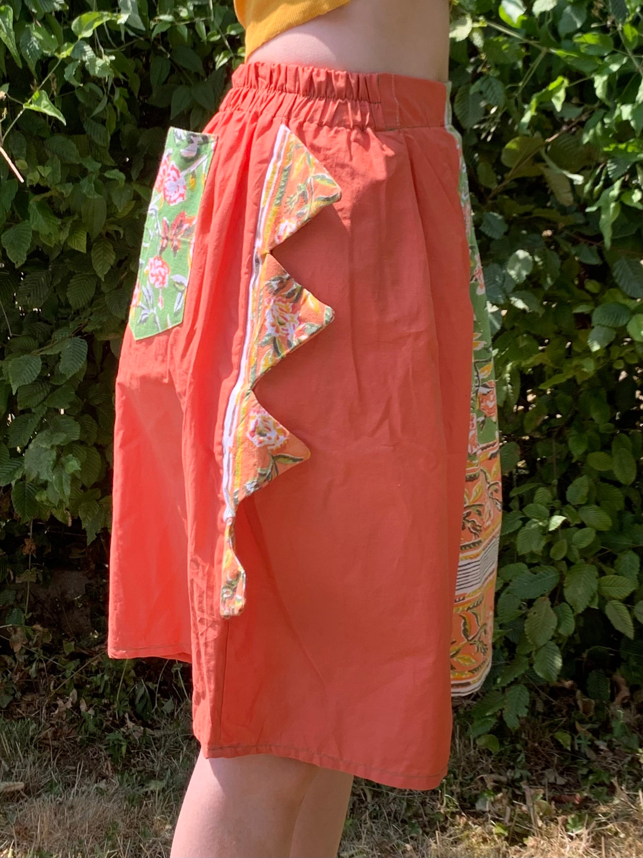 Short dino fleuri S