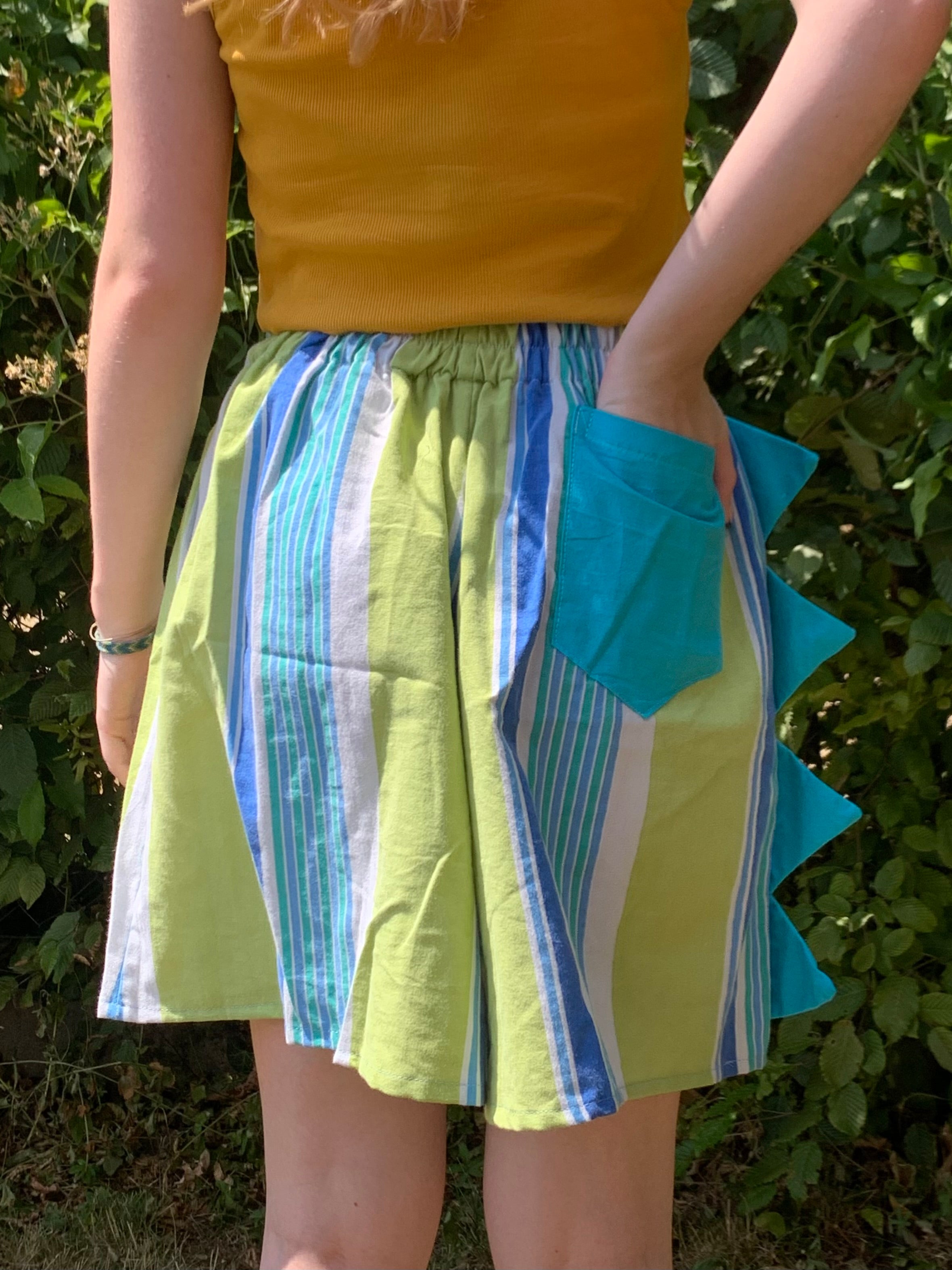 Short dino vert et bleu S