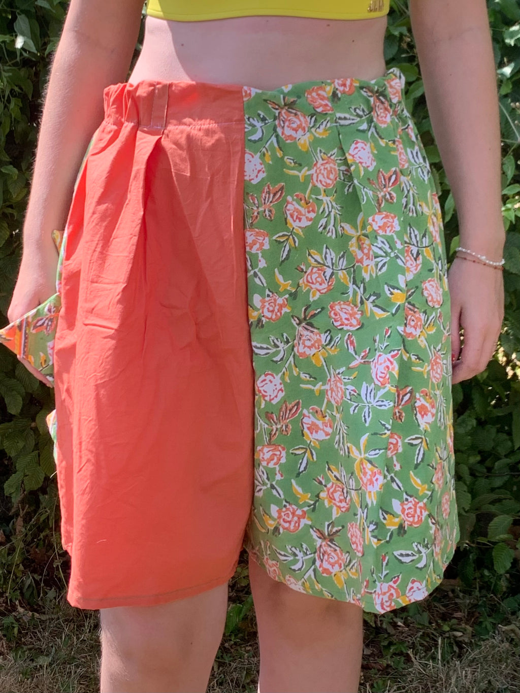 Short dino fleuri XL