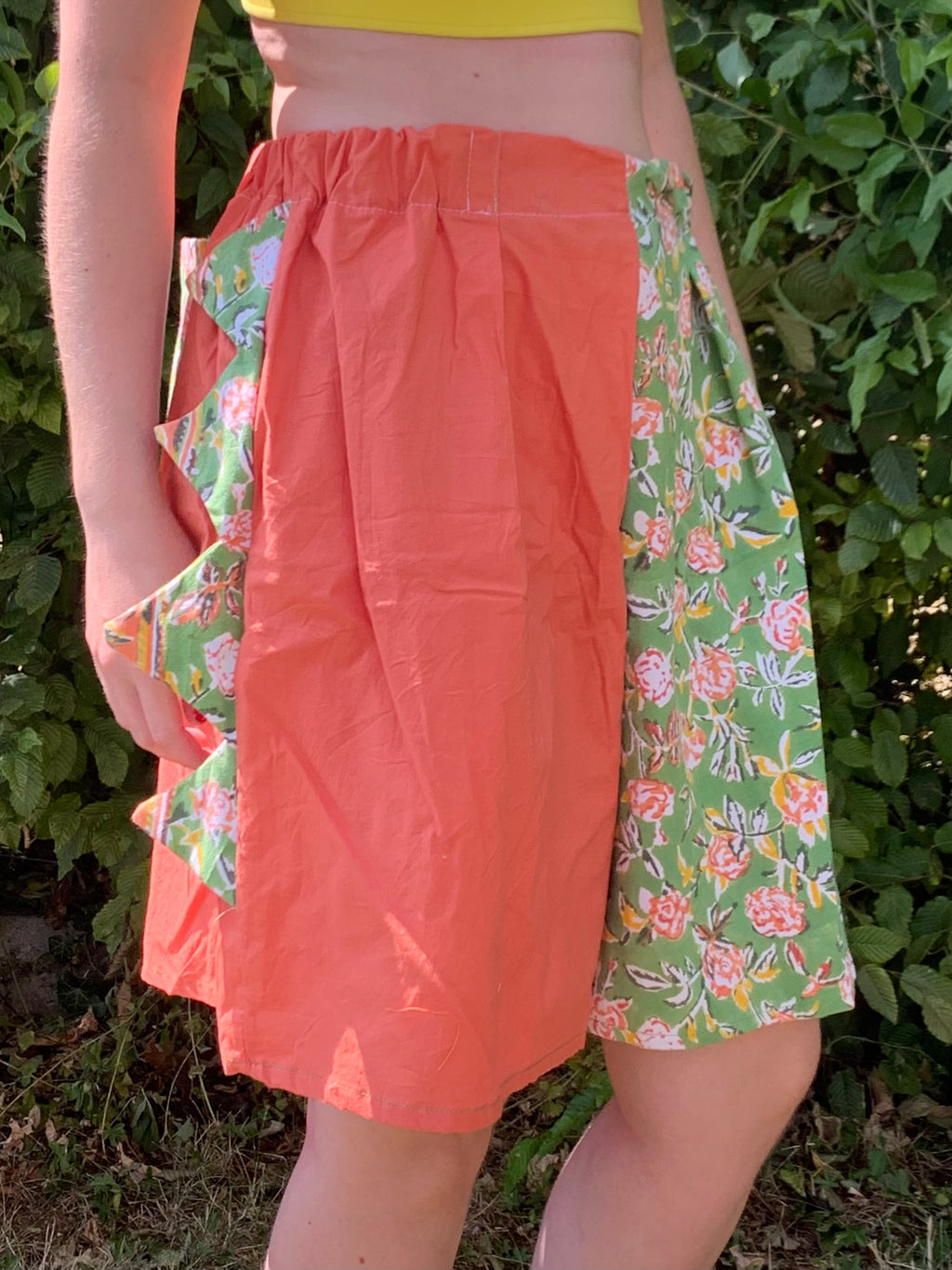 Short dino fleuri XL