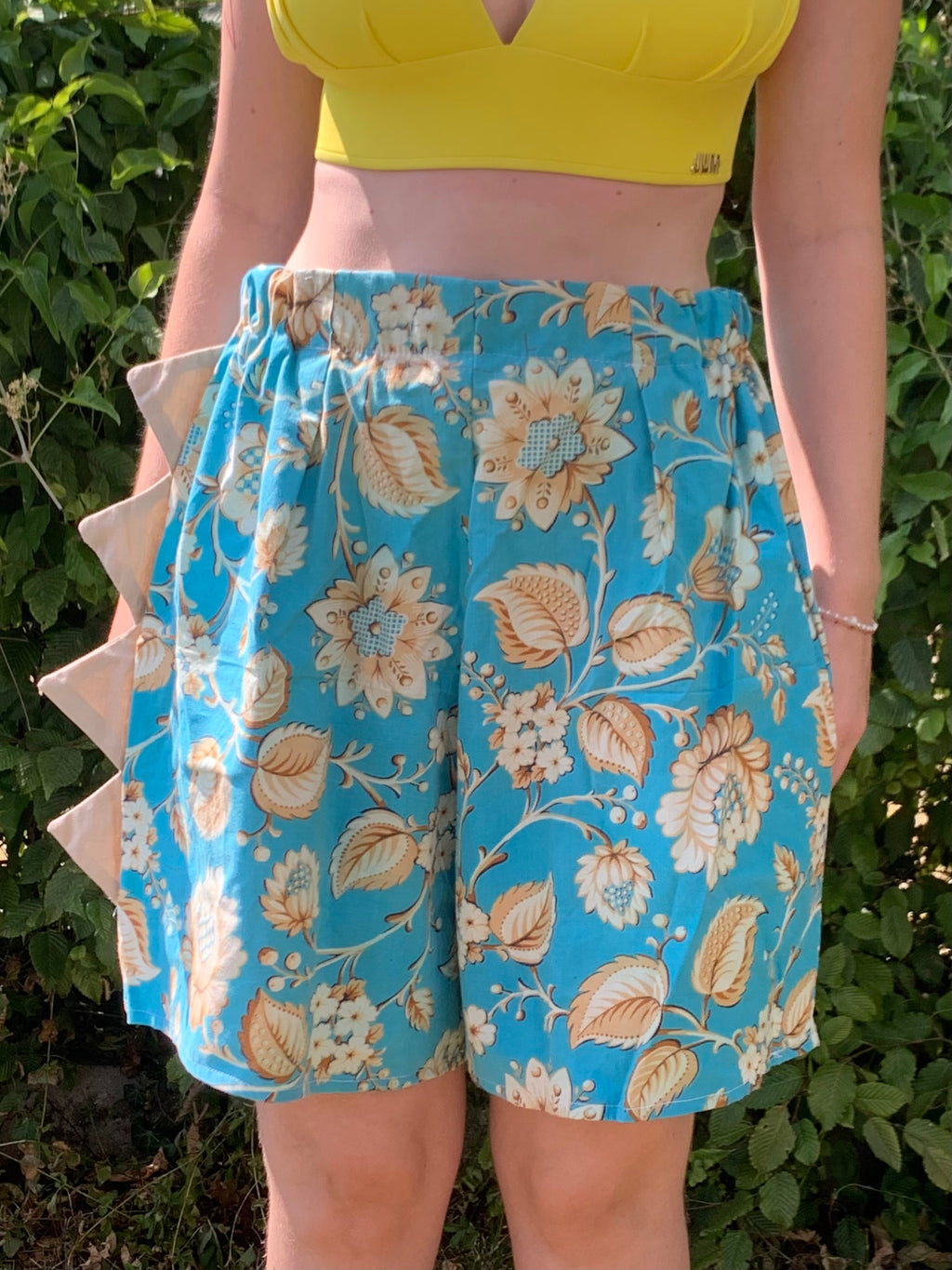 short dino bleu L