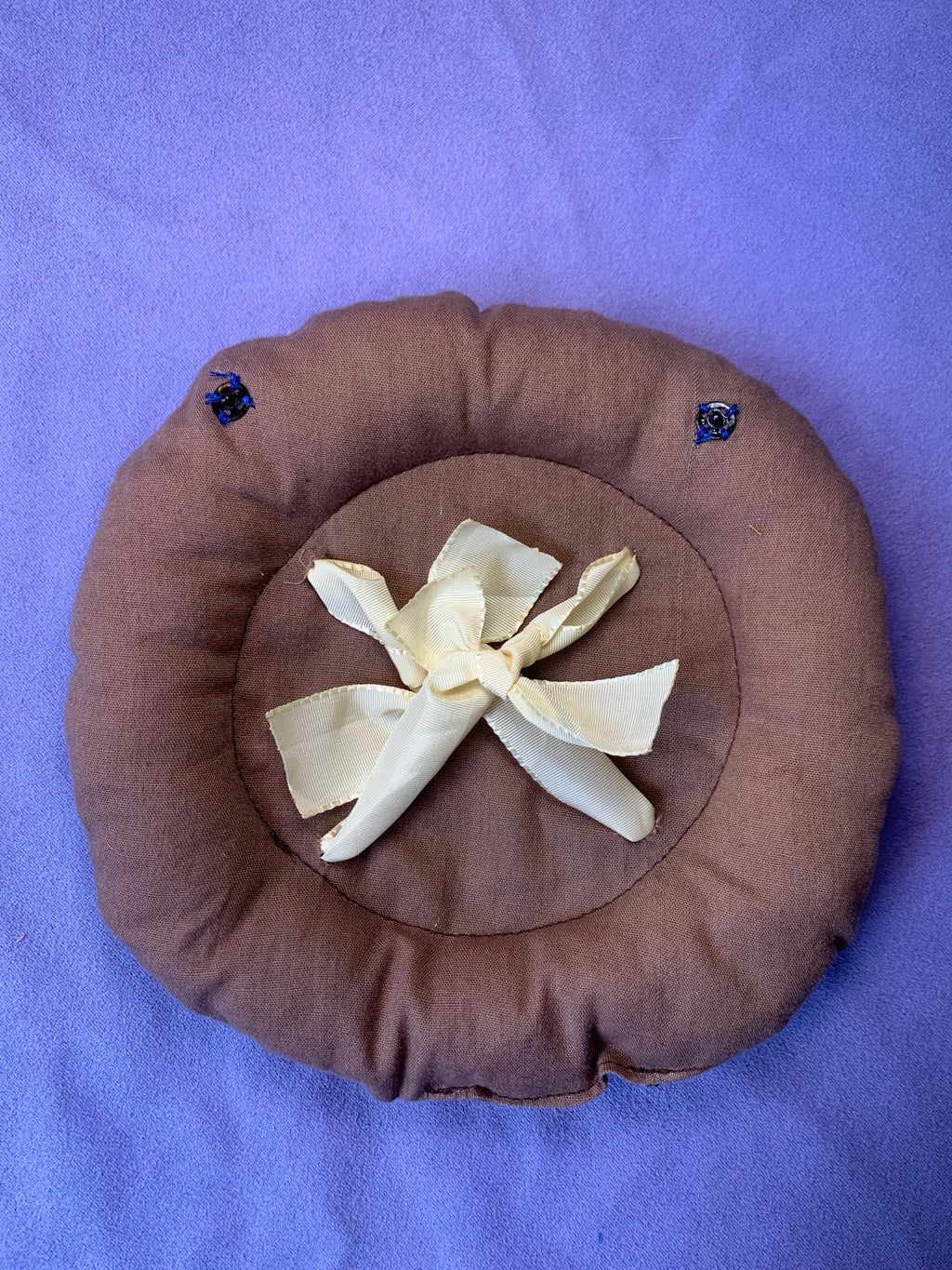 BOUTON ROND MARRON