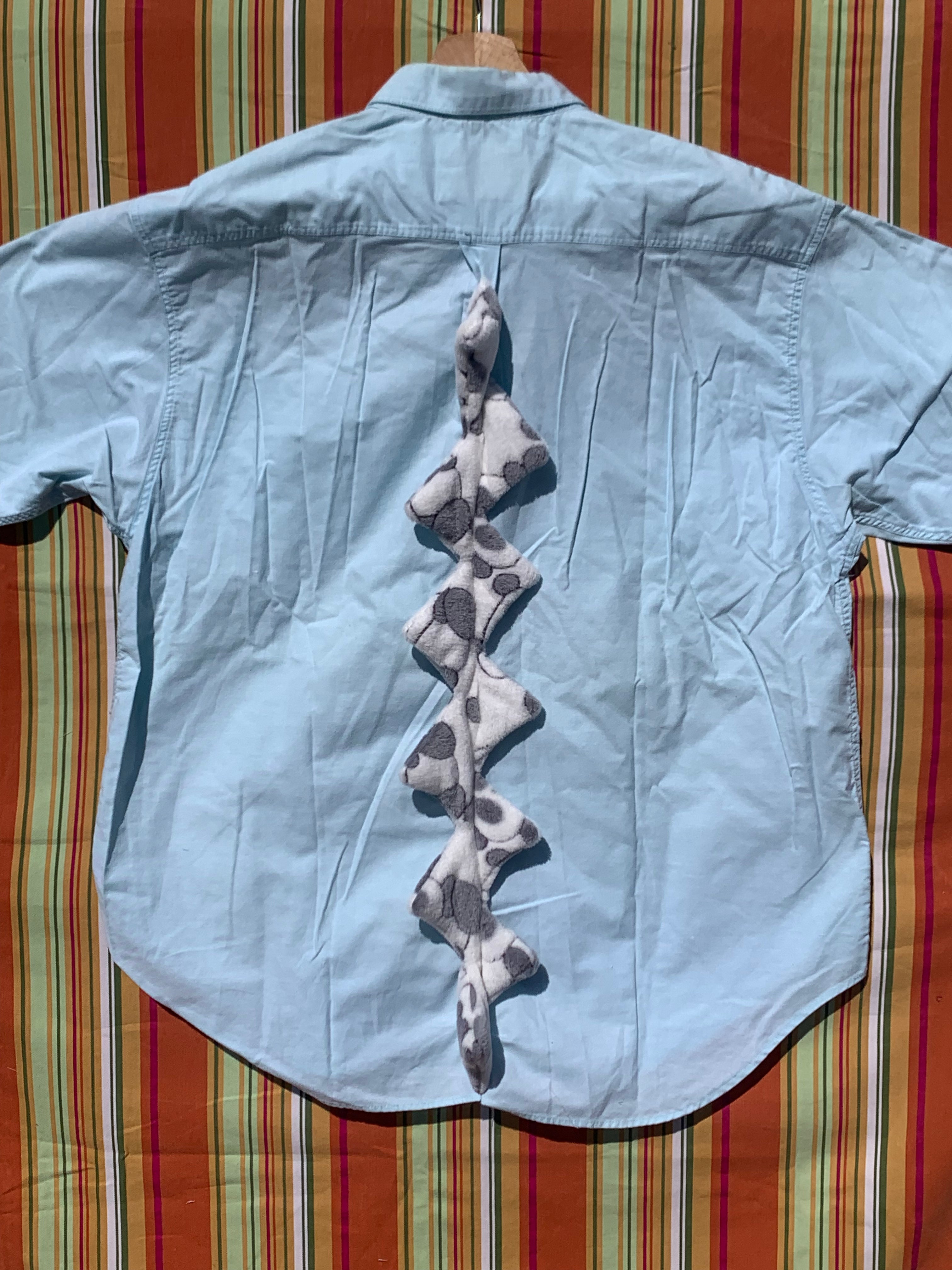 Chemise Dino bleue à manches courtes L