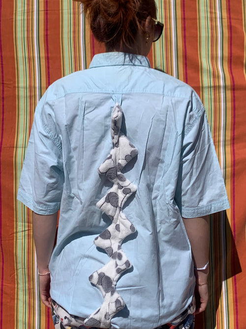Chemise Dino bleue à manches courtes L