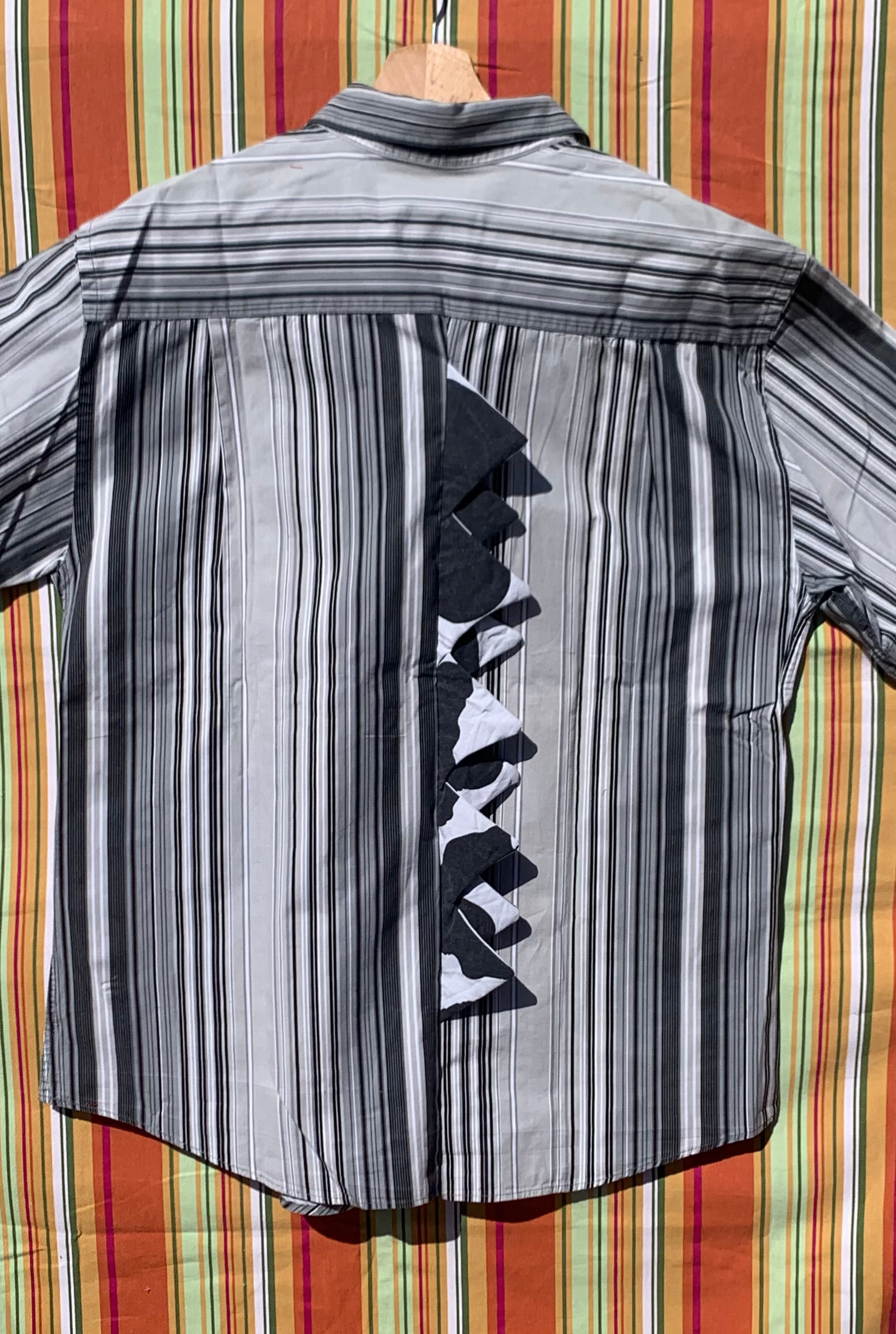 Chemise Dino noir et grise à manches courtes M