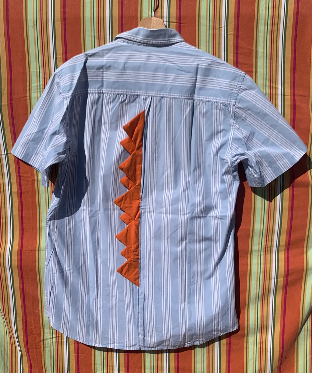 Chemise Dino bleue à manches courtes L