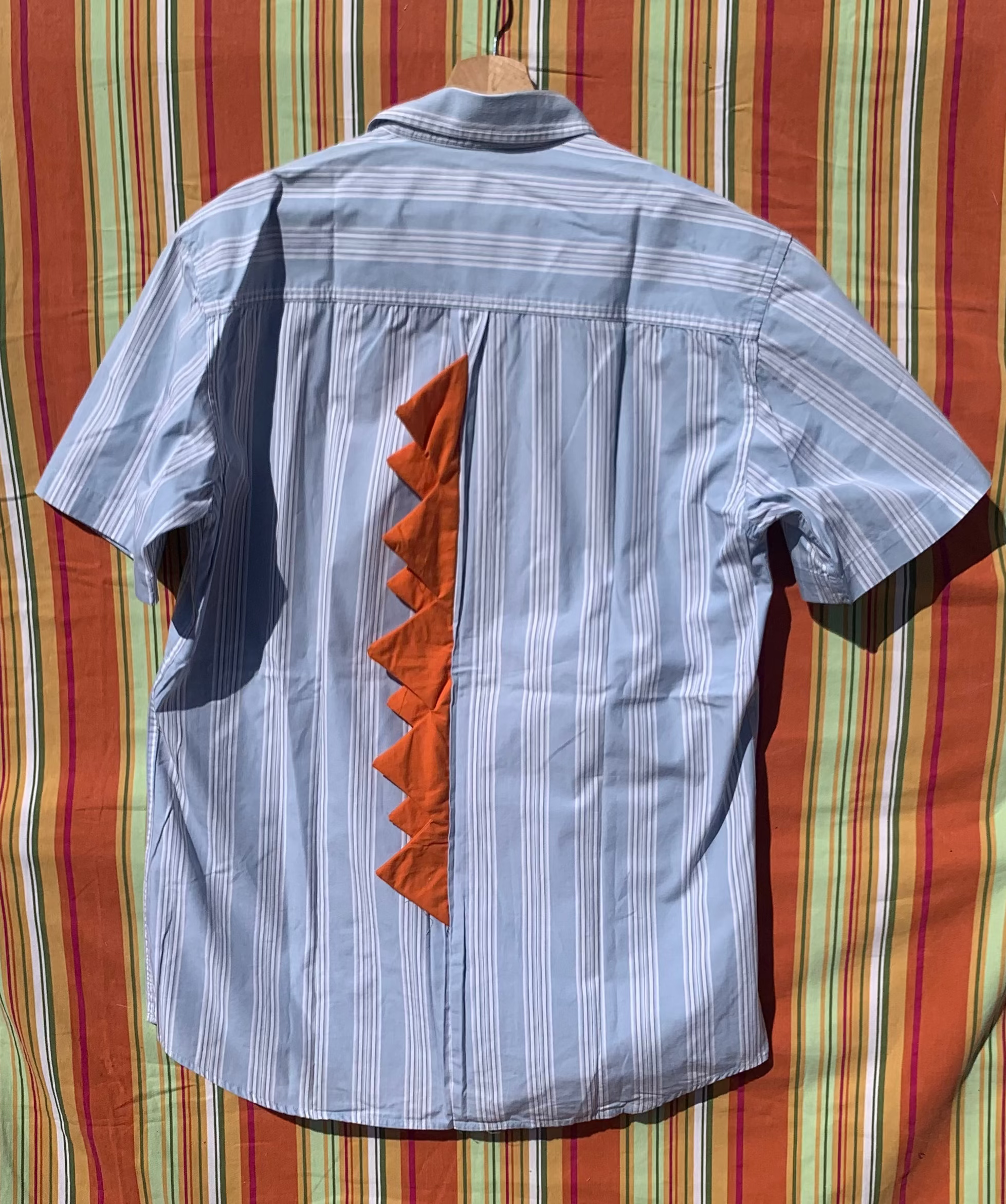 Chemise Dino bleue à manches courtes L