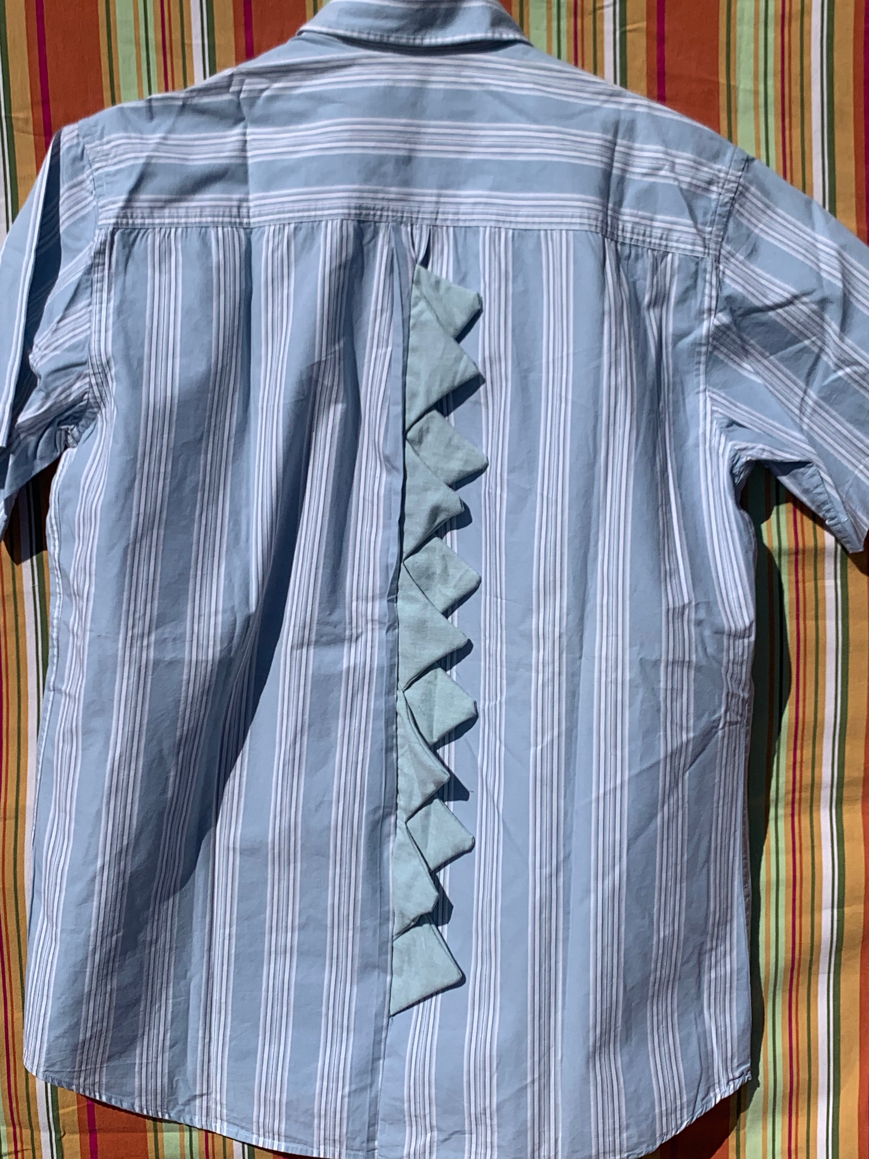 Chemise Dino bleue à manches courtes L